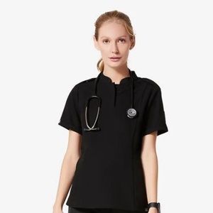 Figs Star Wars M top in black